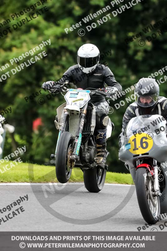 cadwell no limits trackday;cadwell park;cadwell park photographs;cadwell trackday photographs;enduro digital images;event digital images;eventdigitalimages;no limits trackdays;peter wileman photography;racing digital images;trackday digital images;trackday photos
